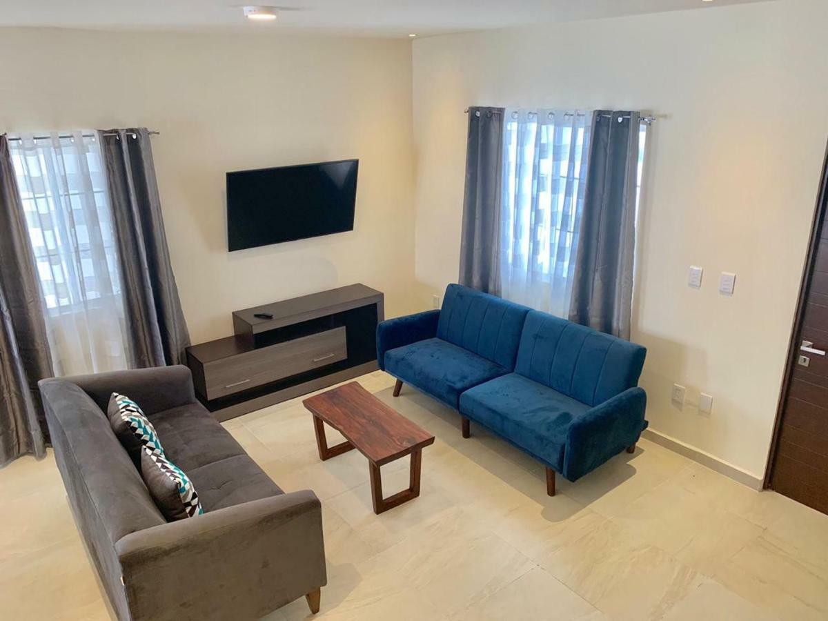 Villa Beautiful 3 Br/3.5 Bath Home@selvanova